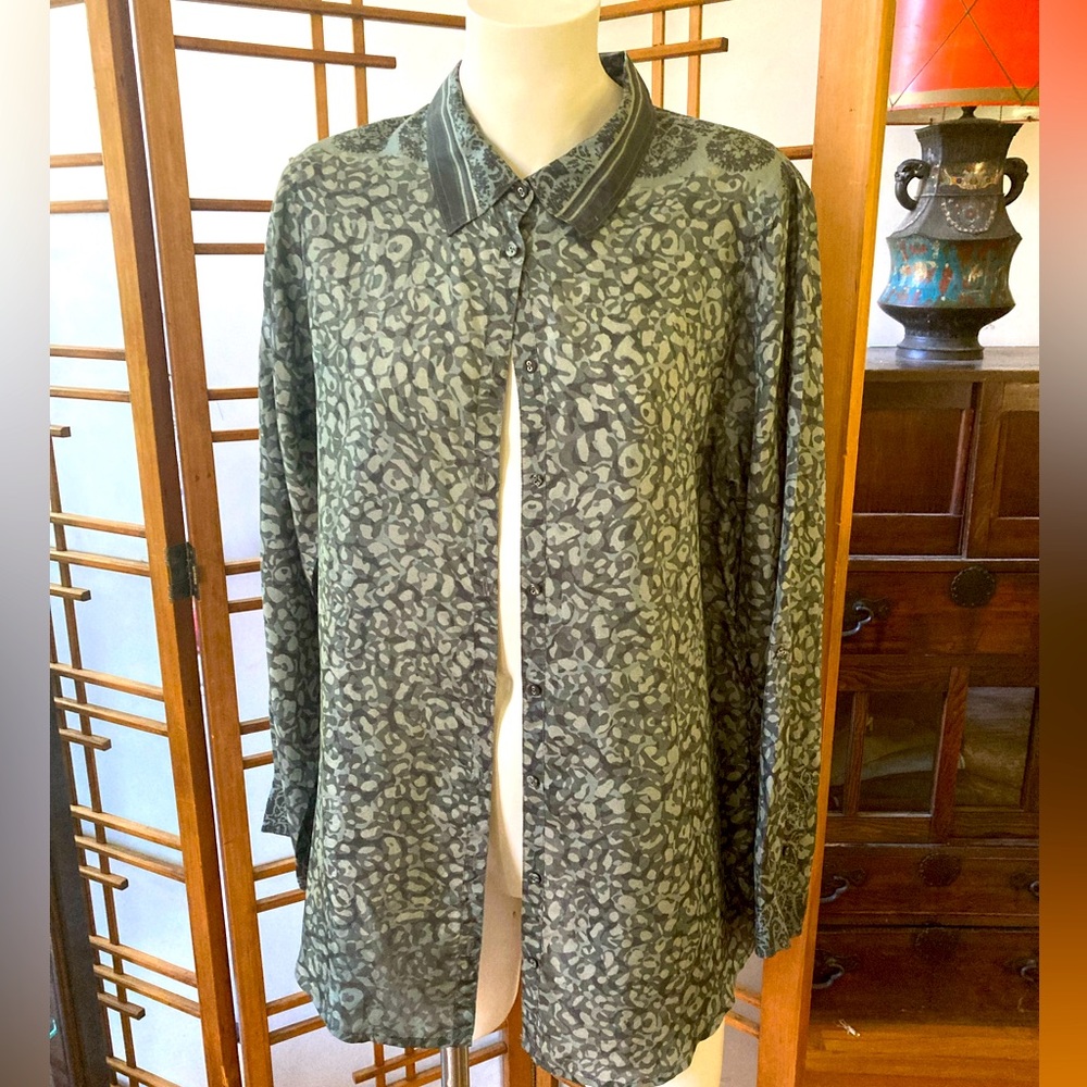 NWT Johnny Was Silk Shirt